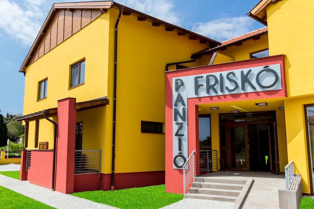 Frisko Panzio Bed & Breakfast Zalakaros Eksteriør bilde